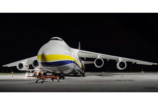 Revell Antonov An-124 Ruslan Modellfly Byggesett 1:144
