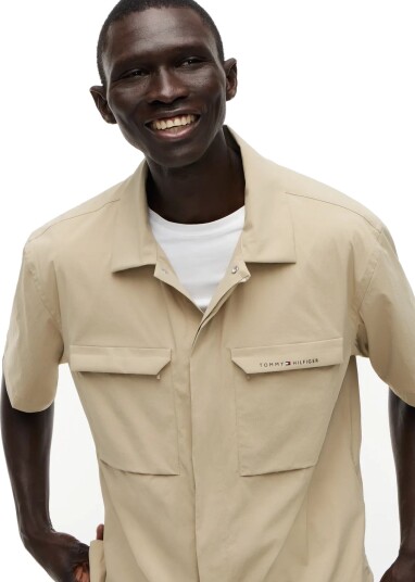 Tommy Hilfiger Utility Snap S/S Shirt Beige S Tommy Hilfiger Utility Snap S/S Shirt Beige S
