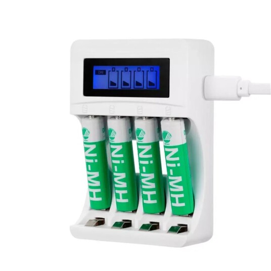 Deltaco USB Batterilader 4 x AA/AAA inkl. 4 AAA Batterier - Hvit Deltaco USB Batterilader 4 x AA/AAA inkl. 4 AAA Batterier - Hvit