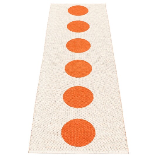 Pappelina Vera matte 70x225 cm orange / vanilla Pappelina Vera matte 70x225 cm orange / vanilla