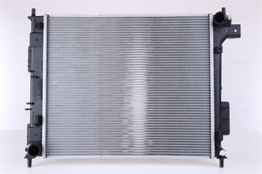 Radiator NISSENS 666204