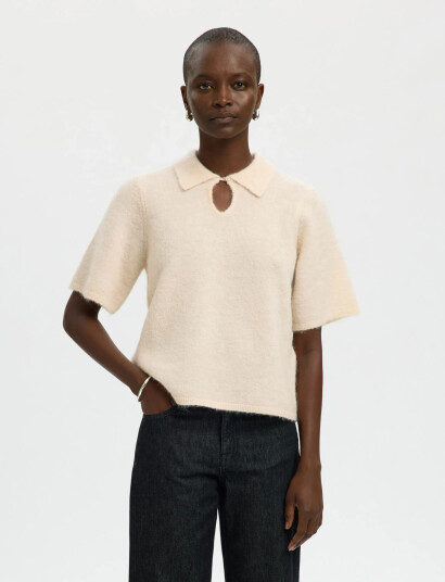 Selected Slfsia Ras 2/4 Knit Key Hole Collar Neck Cream XS Selected Slfsia Ras 2/4 Knit Key Hole Collar Neck Cream XS