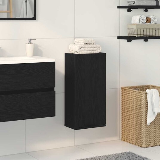 Vegghengt skap svart eik 32x20x67 cm konstruert tre