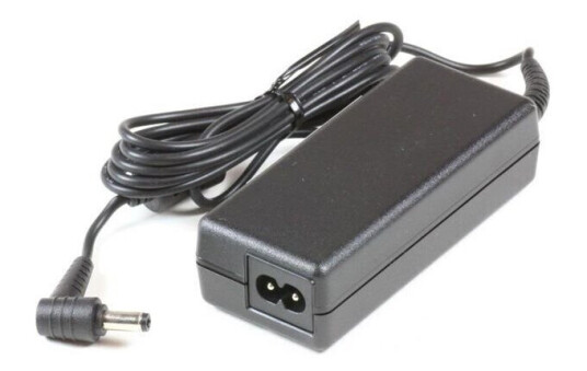 Fujitsu - power adapter - 65 Watt Fujitsu - power adapter - 65 Watt