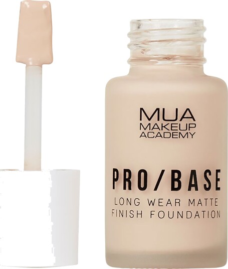 MUA Makeup Academy Pro Base Long Wear Matte Finish Foundation 102
