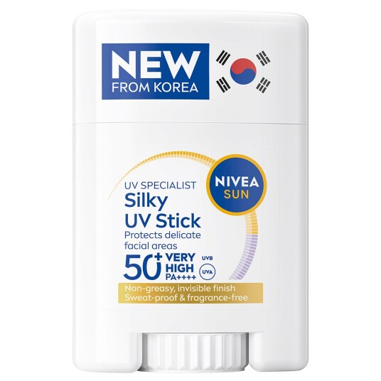 NIVEA UV Face Specialist Silky Stick Solkrem SPF 50+ 15 g NIVEA UV Face Specialist Silky Stick Solkrem SPF 50+ 15 g