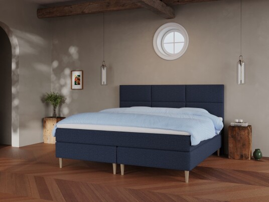 Nordic Dream Svanhild Fjord 210x210 Mørkeblå Nordic Dream Svanhild Fjord 210x210 Mørkeblå