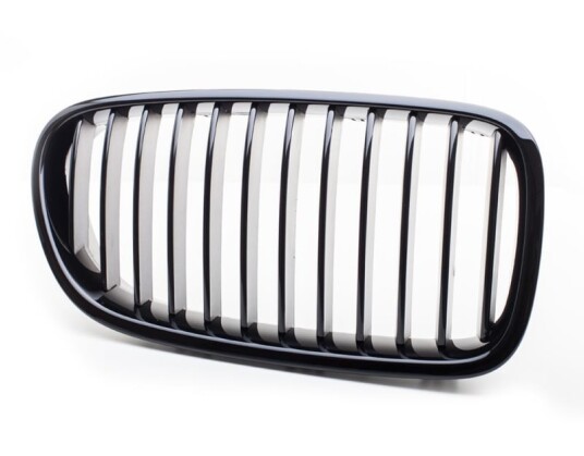 BMW Originaldeler Grill høyre
BMW Performance 51712165528