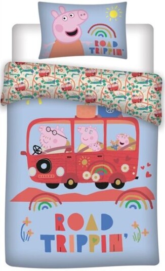 Licens Gurli gris juniorsengetøy 100x140 cm Gurli gris på tur 2 i 1 design Roadtrip 100% bomull Licens Gurli gris juniorsengetøy 100x140 cm Gurli gris på tur 2 i 1 design Roadtrip 100% bomull