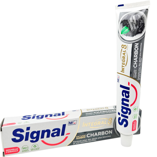 Whitening Tannkrem SIGNAL Integral 8 Actions Activated Charcoal 75 ml