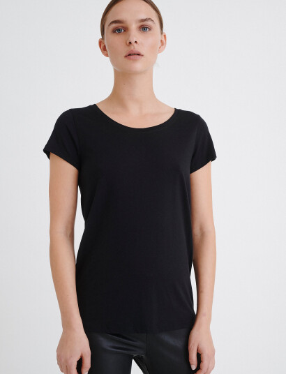 InWear Rena T-Shirt - Black - S InWear Rena T-Shirt - Black - S