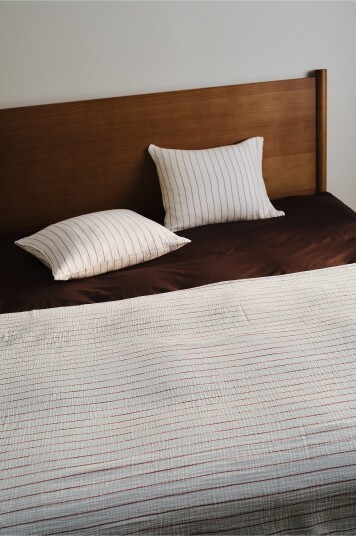 Jotex Sengeteppe i Musselin Cayenne/offwhite AMILIA 21367931224