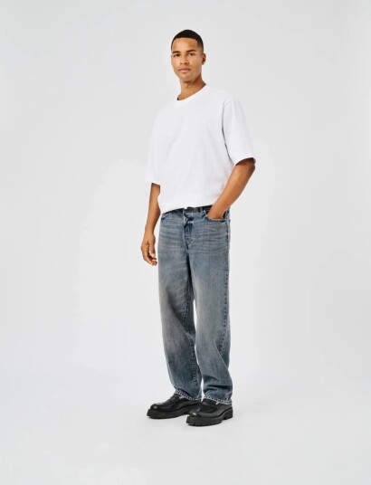 ONLY & SONS Onsfade Loose Sbg 2218 Tai Dnm Noos Blue 30 x 32 ONLY & SONS Onsfade Loose Sbg 2218 Tai Dnm Noos Blue 30 x 32