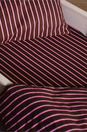 Jotex Mini Stretchlaken Krybbe Økologisk Sterk rosa/brun SIMA 177592723206