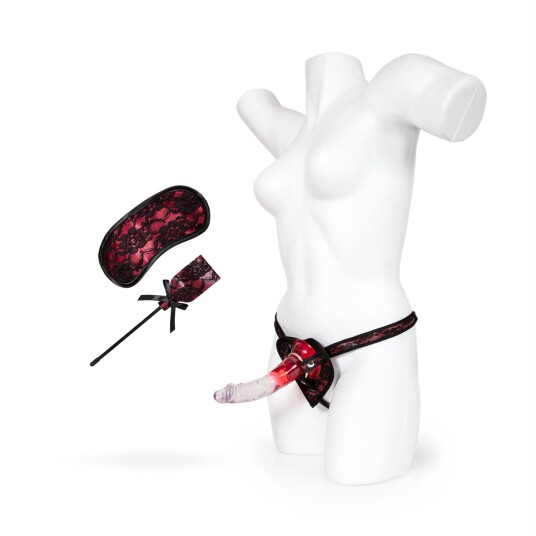 Luxury Strap-on Pleasure Kit - 16  cm Dildo