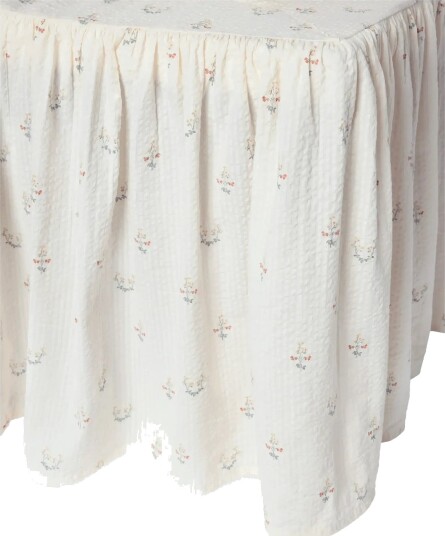 Garbo&Friends Seersucker Bed Skirt 90X200X45 Cm La Fraise   Cream   90X200X53 x 90