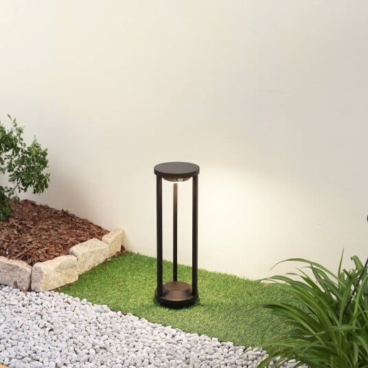 Lucande LED-solcellelampe Nilea Ø 16 cm svart sensor Lucande LED-solcellelampe Nilea Ø 16 cm svart sensor