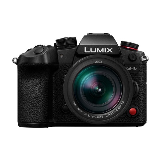 PANASONIC LUMIX GH6 + LEICA 12-60 MM F2.8-4.0 SPEILLØST HYBRIDKAMERA