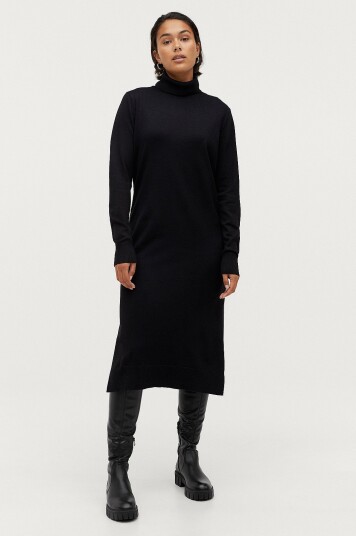 Saint Tropez - Kjole MilaSZ Roll Neck Long Dress - Svart Saint Tropez - Kjole MilaSZ Roll Neck Long Dress - Svart