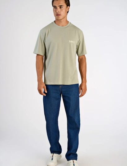 Lindbergh Brand Carrier Oversize Tee S/S Khaki green M Lindbergh Brand Carrier Oversize Tee S/S Khaki green M