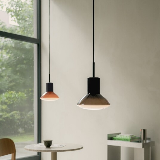 Hengelampe GRUPA Onda dimmbar Pink / rosa Stue Aluminium Design 16.4 Pink / rosa Hengelampe GRUPA Onda dimmbar Pink / rosa Stue Aluminium Design 16.4 Pink / rosa