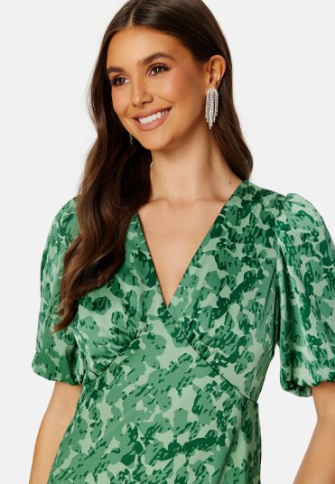Bubbleroom Occasion Yvie Dress Green / Patterned 34