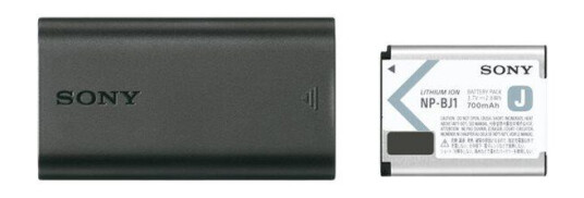 Sony ACC-TRDCJ batterilader - + AC-strømadapter - med batteri - Li-Ion