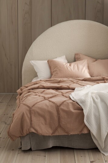 Ellos Home Sengesett Ivana i økologisk bomull 2 eller 3 deler Beige Ellos Home Sengesett Ivana i økologisk bomull 2 eller 3 deler Beige