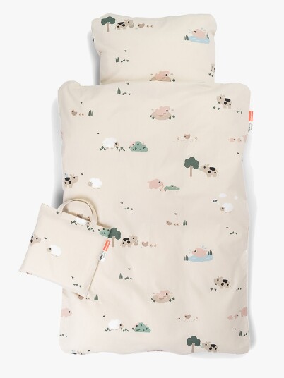 Done by Deer Bedlinen Junior Int Tiny Farm Sand Beige DUVET:100X 140CM/PILLOW:40X 60CM Done by Deer Bedlinen Junior Int Tiny Farm Sand Beige DUVET:100X 140CM/PILLOW:40X 60CM