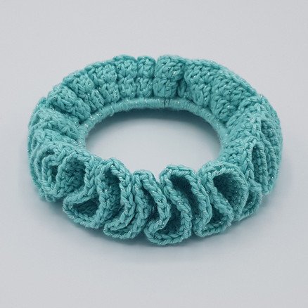 Rito Krea  Ida's Scrunchie av Rito Krea Scrunchie Hekleoppskrift 3 stk Rito Krea  Ida's Scrunchie av Rito Krea Scrunchie Hekleoppskrift 3 stk
