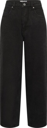 Part Two Adelenapw Je   Black   31