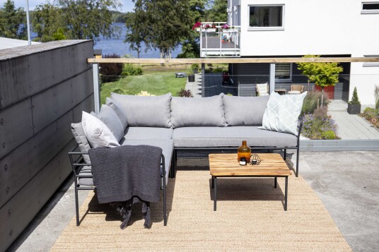 Venture Design Penh sofagruppe Akasie/svart med grå pute 2st 2-seterende, hjørne & bord 65x65 cm Grå