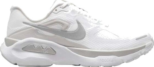 Nike Structure Plus Dame White/Metallic Silver/Photon Dust 41 Nike Structure Plus Dame White/Metallic Silver/Photon Dust 41