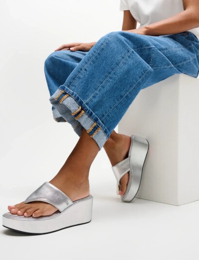 FitFlop Platfforms Wedge Toe Post Sandals Silver 42