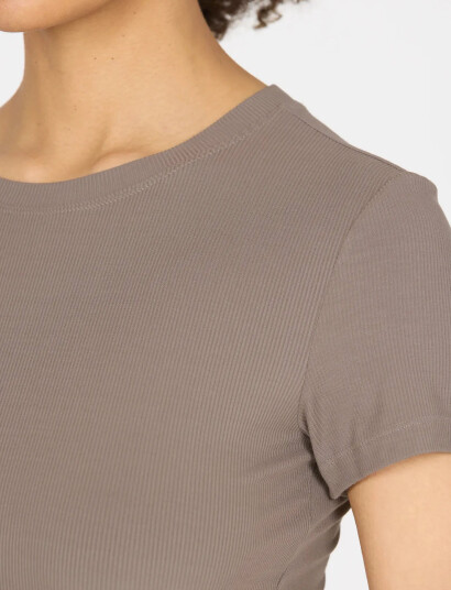 Athlecia Tinashe W Rib S/S Tee - Brown - 46