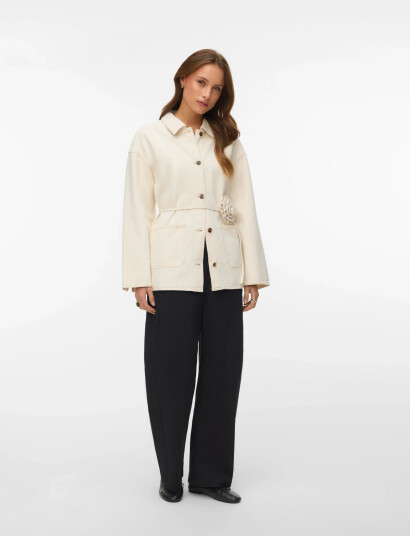 Vero Moda Vmsazzy Ls Rose Belt Dnm Jakcet Cream L Vero Moda Vmsazzy Ls Rose Belt Dnm Jakcet Cream L