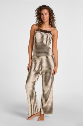 Hunkemöller Pyjamasett med Blonder Brun Hunkemöller Pyjamasett med Blonder Brun