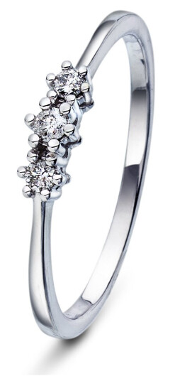 Nora, Ring i 375 hvit gull med diamant 0,09 ct, størrelse 56
