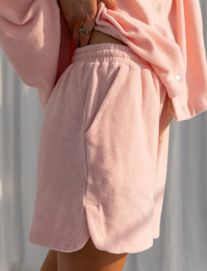 Bongusta Naram Gym Shorts - Pink - L/XL 40 cm Bongusta Naram Gym Shorts - Pink - L/XL 40 cm