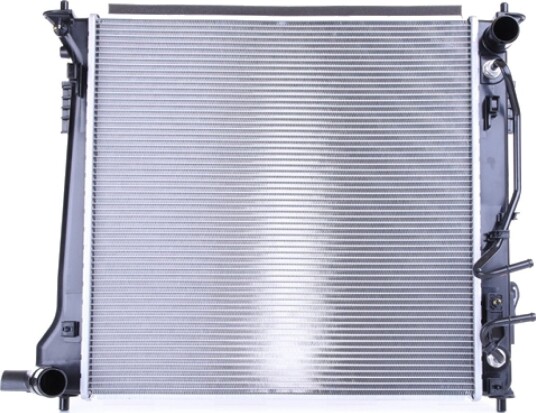 Radiator NISSENS 606673
