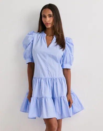 Neo Noir   Blå   Tabbie Poplin Dress