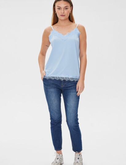 FREE/QUENT Top From Freequent In A Light Material. The Top Has A Simple Silhouette With Nar - Blue - L