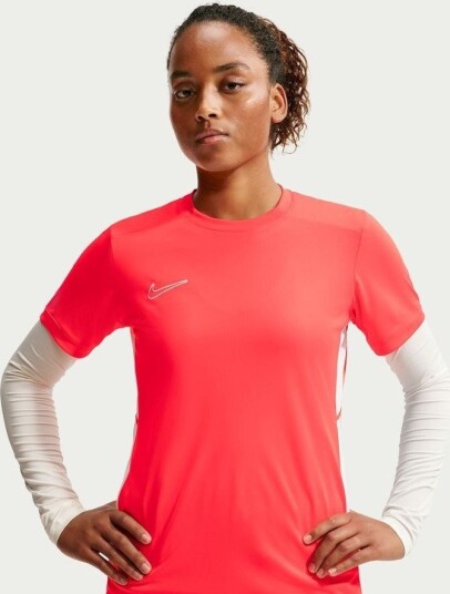 Nike Trenings T Skjorte Dri FIT Academy 25 Break Em'   Rød/Hvit Kvinner størrelse Medium