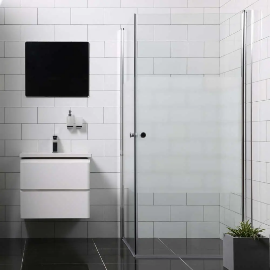 Bathlife Allsidig Dusjhjørne 100x90 cm Sølv profil/Frostet glass Bathlife Allsidig Dusjhjørne 100x90 cm Sølv profil/Frostet glass