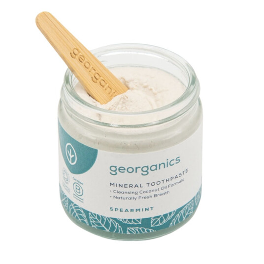 Organisk mineraltannkrem Georganics Spearmint Fluoride Free 120 ml. Organisk mineraltannkrem Georganics Spearmint Fluoride Free 120 ml.