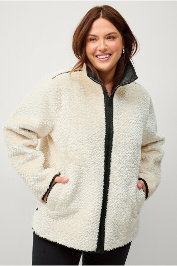 Ellos Plus Collection Jakke i kunstig skinn Hvit Ellos Plus Collection Jakke i kunstig skinn Hvit