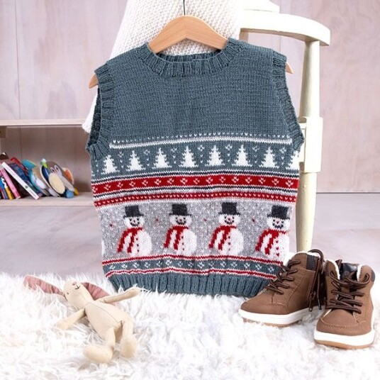 Bluum Strik Strikkevest Julevest 5 frg - garnpakke i Bluum Soft Merino Ull