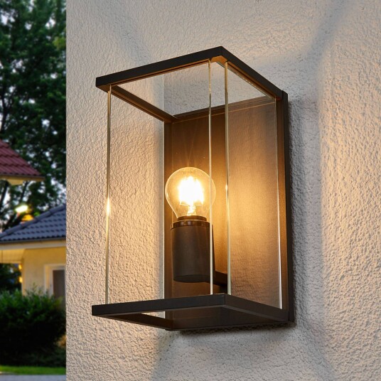 Lucande Utendørs vegglampe Annalea med glasskjerm og IP54 Lucande Utendørs vegglampe Annalea med glasskjerm og IP54