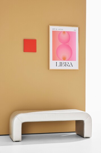 Jotex Benk i Vegansk Skinn 120 Cm Kryssfiner/Polyeterskum/Polyuretan PU sølv Odette 1866436010 Jotex Benk i Vegansk Skinn 120 Cm Kryssfiner/Polyeterskum/Polyuretan PU sølv Odette 1866436010