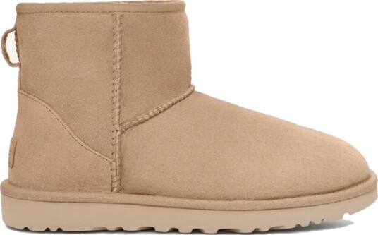 UGG Women's Classic Mini II Sand 37 UGG Women's Classic Mini II Sand 37